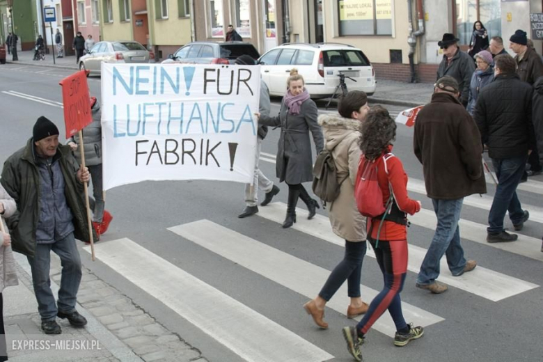 Protest na przejściu dla pieszych na DK94