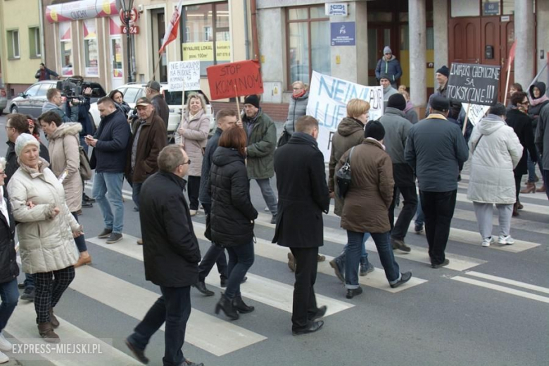 Protest na przejściu dla pieszych na DK94