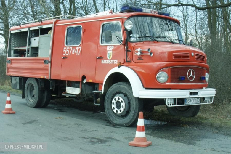 Powalone drzewo koło Karczyc