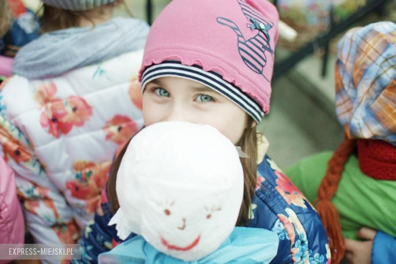Pochód przedszkolaków w Środzie Śląskiej