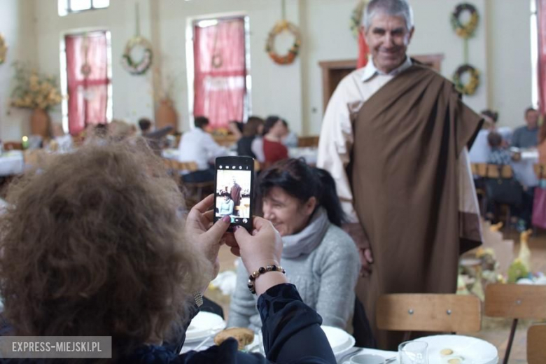 Męka Pańska w wykonaniu podopiecznych ŚDS