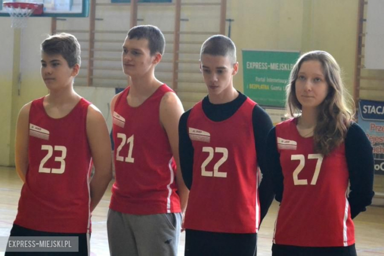 Turniej piłkarski oraz prezentacja sekcji klubu MLKS Polonia Środa Śląska