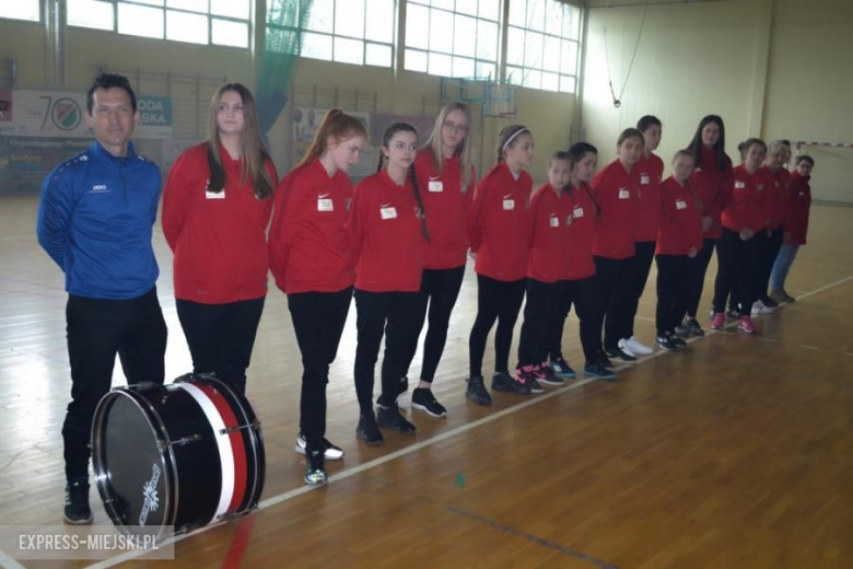 Turniej piłkarski oraz prezentacja sekcji klubu MLKS Polonia Środa Śląska