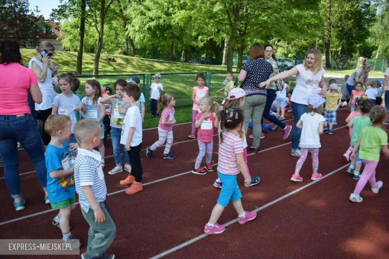 Przedszkolaki wzięły udział w maratonie