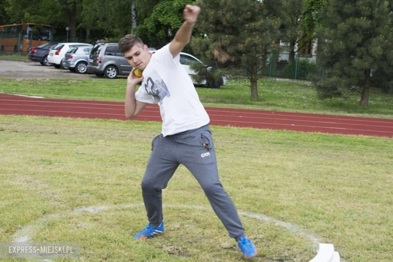 Zawody lekkoatletyczne