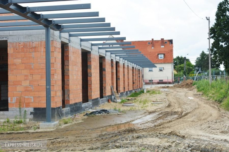 Budowa nowej szkoły w Lutyni