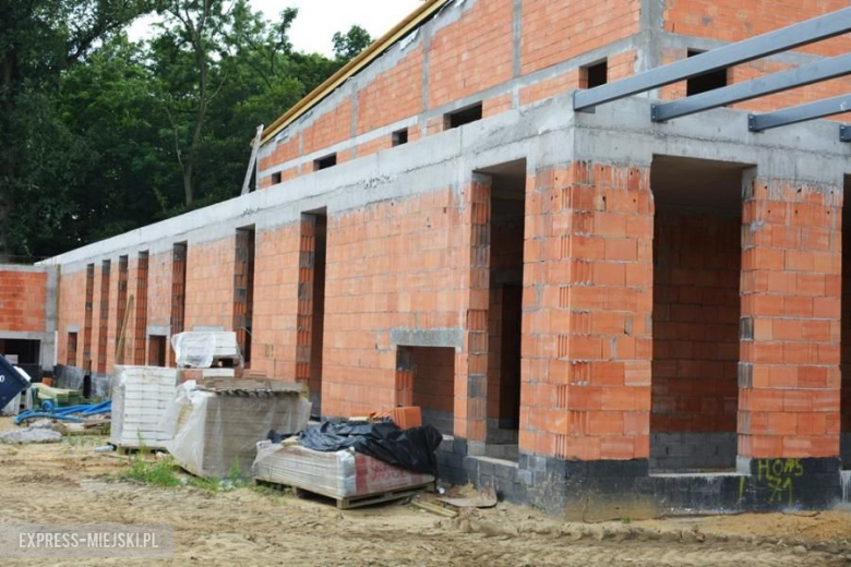 Budowa nowej szkoły w Lutyni