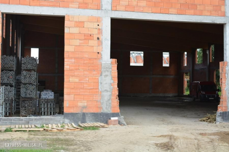 Budowa nowej szkoły w Lutyni