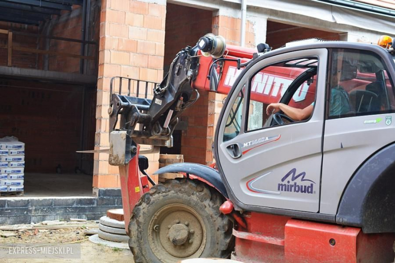 Budowa nowej szkoły w Lutyni