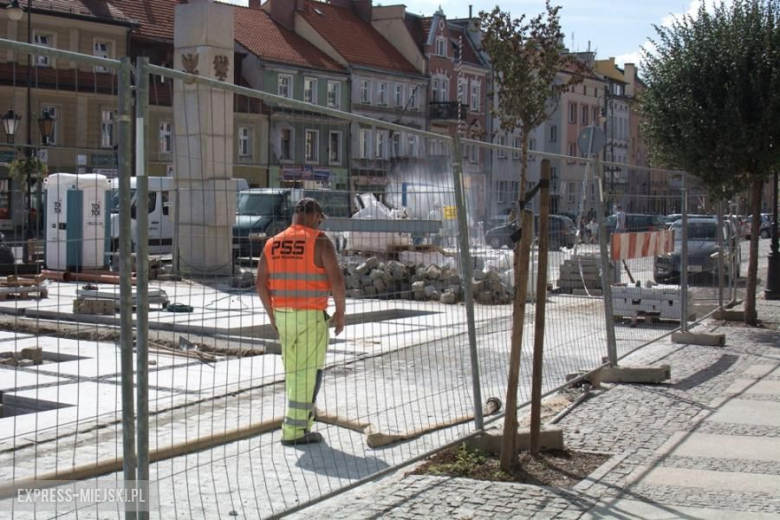 Prace nad przebudową rynku