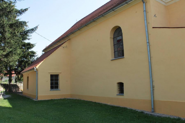 Nowa elewacja w kościele parafialnym