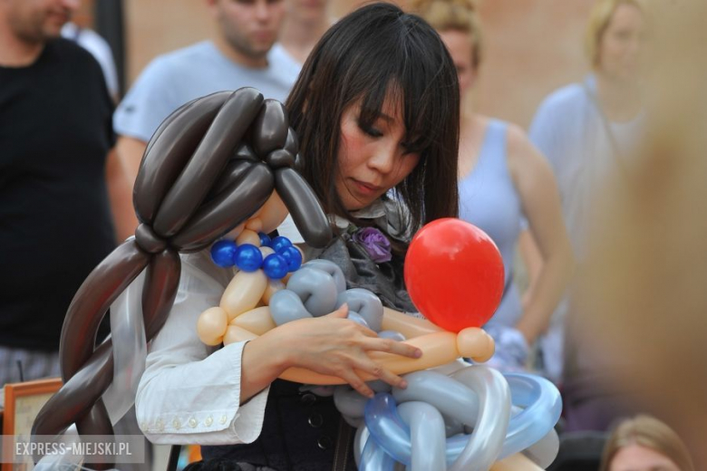 XXI Międzynarodowy Festiwal Sztuki Ulicznej BuskerBus