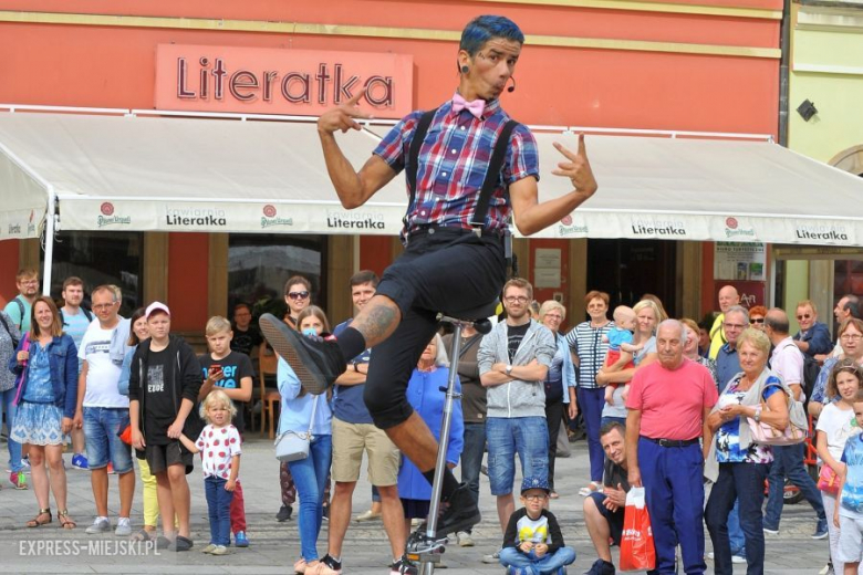 XXI Międzynarodowy Festiwal Sztuki Ulicznej BuskerBus