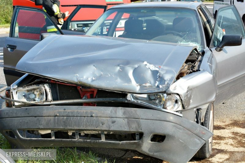 Kolizja na DK 94 koło Wilczkowa