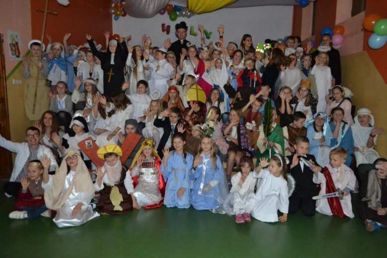 Bal Wszystkich Świętych w Oratorium w Środzie Śląskiej