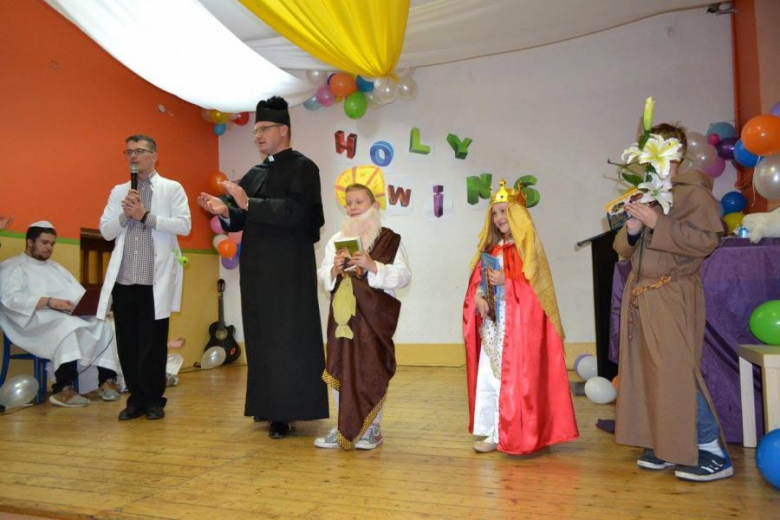 Bal Wszystkich Świętych w Oratorium w Środzie Śląskiej