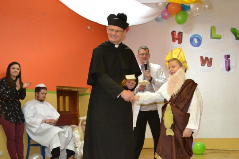 Bal Wszystkich Świętych w Oratorium w Środzie Śląskiej