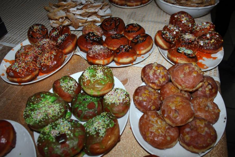 Wspólne pieczenie pączków Juszczynie