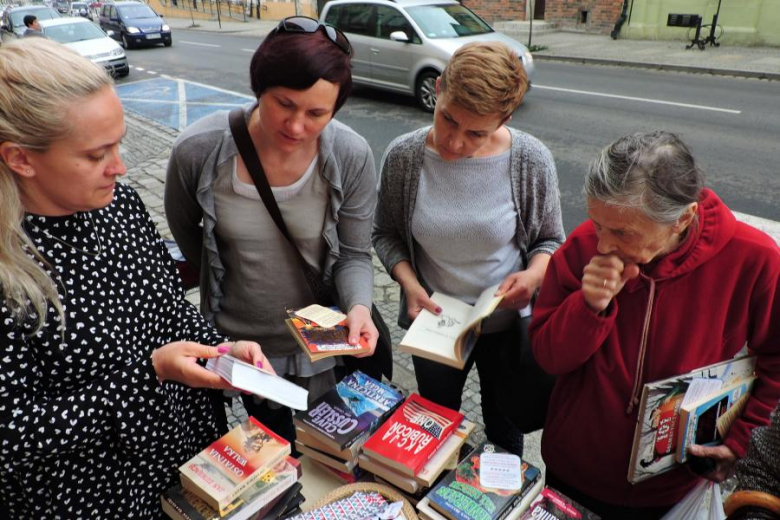 Dziś w Środzie Śląskiej za darmo rozdawano książki