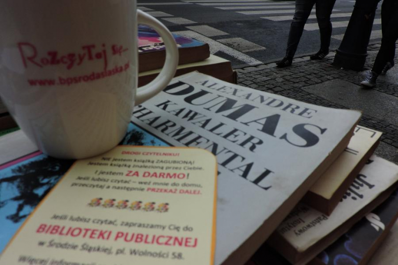 Dziś w Środzie Śląskiej za darmo rozdawano książki