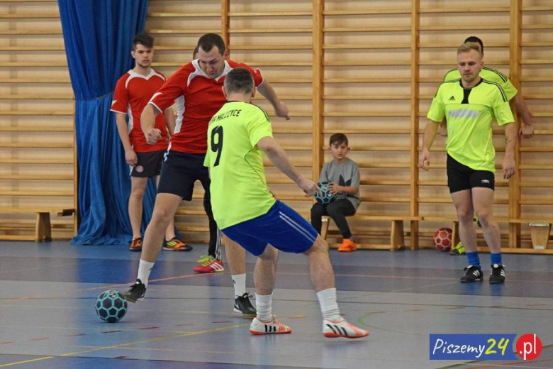Turniej piłki halowej w Malczycach