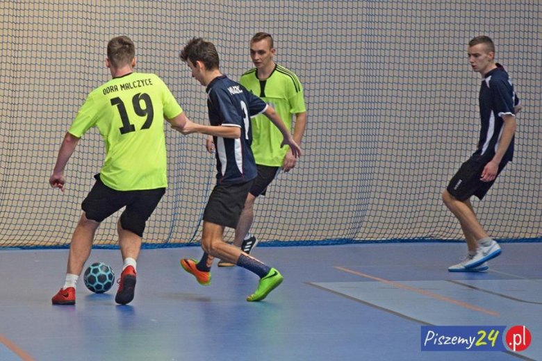 Turniej piłki halowej w Malczycach