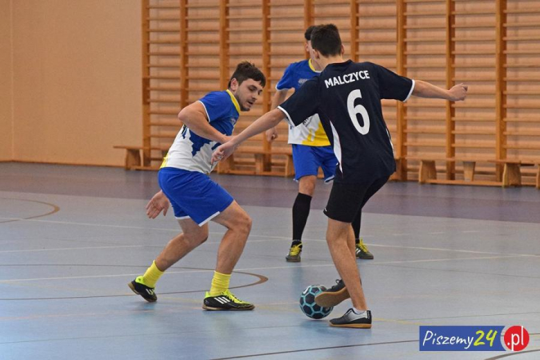 Turniej piłki halowej w Malczycach
