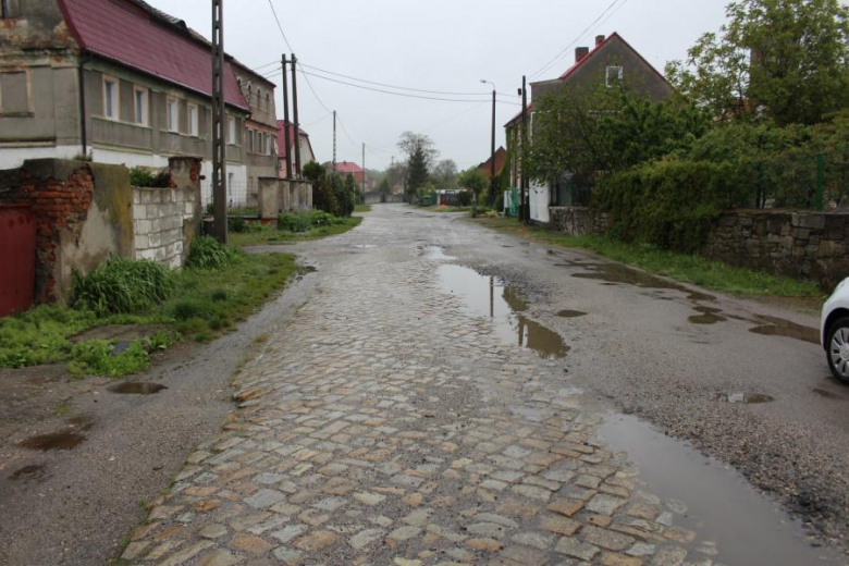 Podpisanie umowy i przekazanie placu budowy.