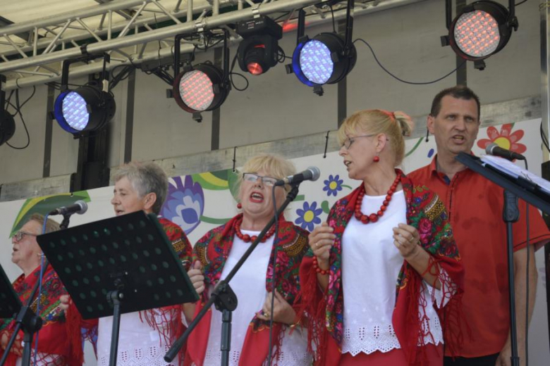 Festiwal Kół Gospodyń Wiejskich w Mazurowicach