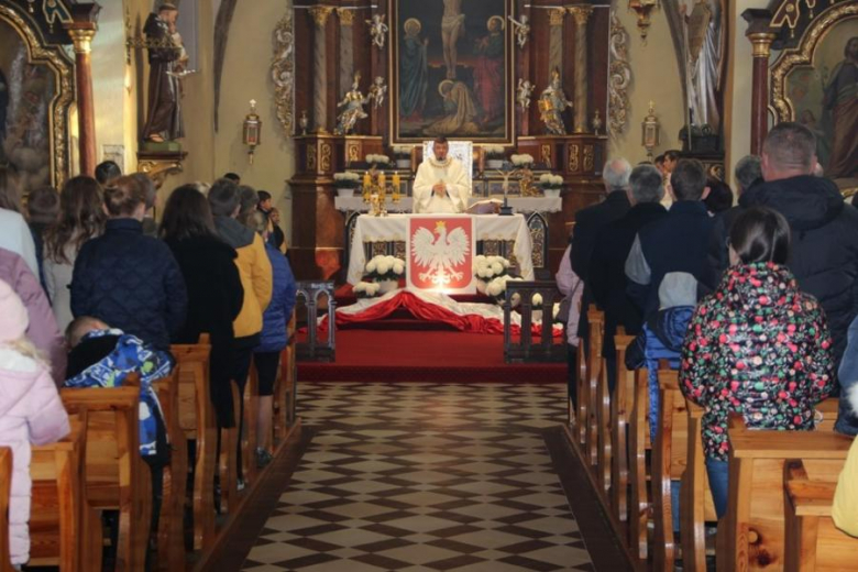 Święto Niepodległości w Kostomłotach