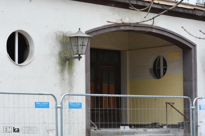 Trwa remont dworca w Malczycach 