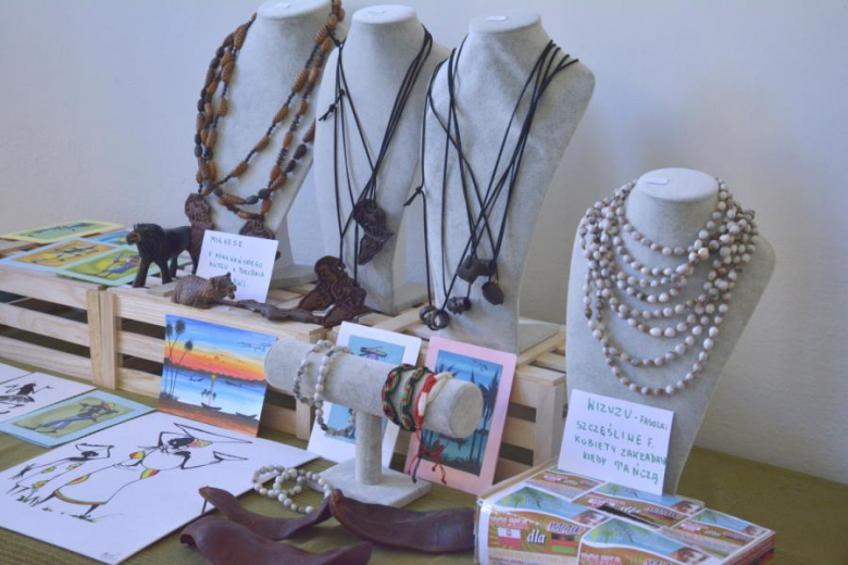 Wernisaż wystawy "Dzieci Tonga"