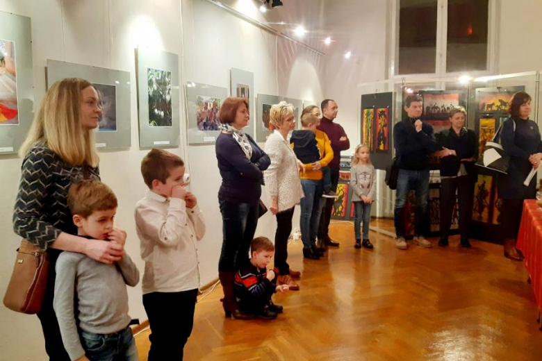 Wernisaż wystawy "Dzieci Tonga"