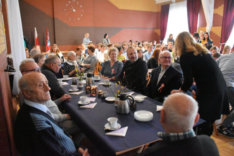 W hołdzie przesiedlonym