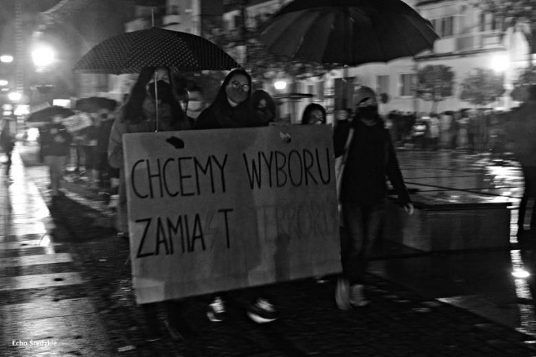 Średzianie wyrazili swój sprzeciw wobec orzeczenia TK