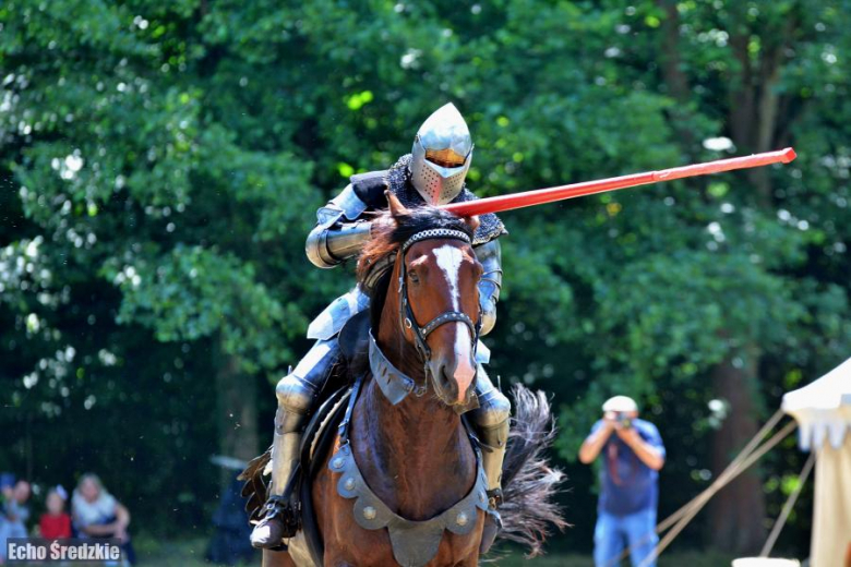 V Turniej Rycerski w Zamku na Wodzie w Wojnowicach