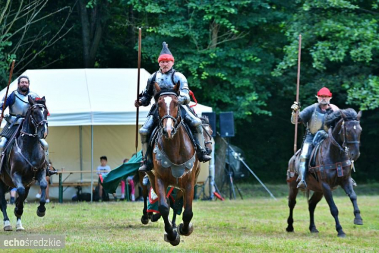V Turniej Rycerski w Zamku na Wodzie w Wojnowicach