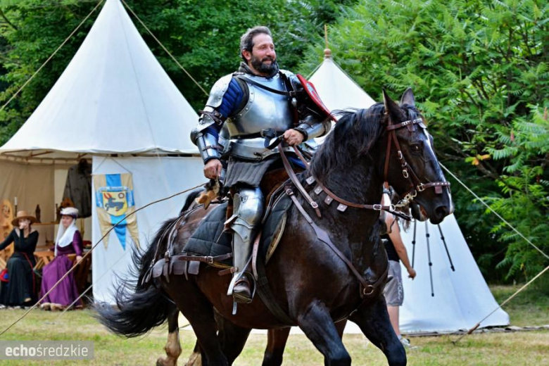 V Turniej Rycerski w Zamku na Wodzie w Wojnowicach