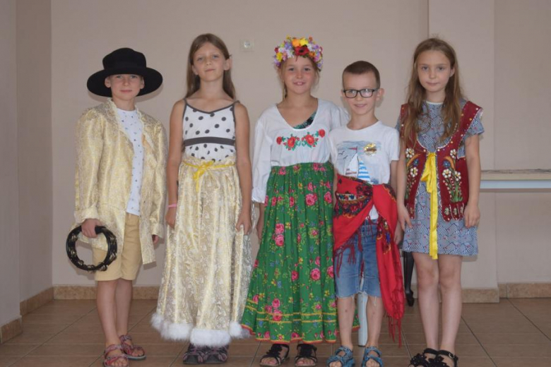 Wakacje z GOKiem i Biblioteką - wizyta kapeli Kostomłocianie