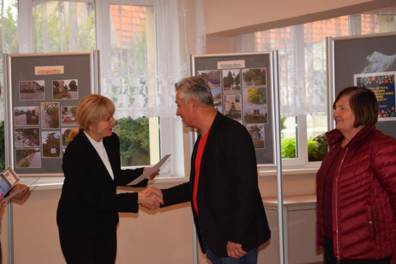 Uroczystość w Gminnym Ośrodku Kultury w Kostomłotach