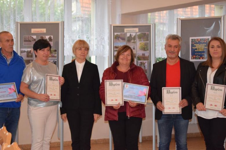 Uroczystość w Gminnym Ośrodku Kultury w Kostomłotach