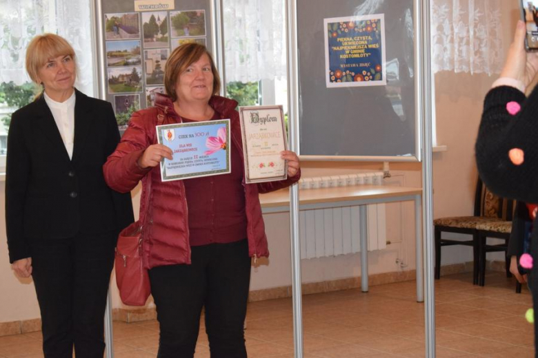 Uroczystość w Gminnym Ośrodku Kultury w Kostomłotach