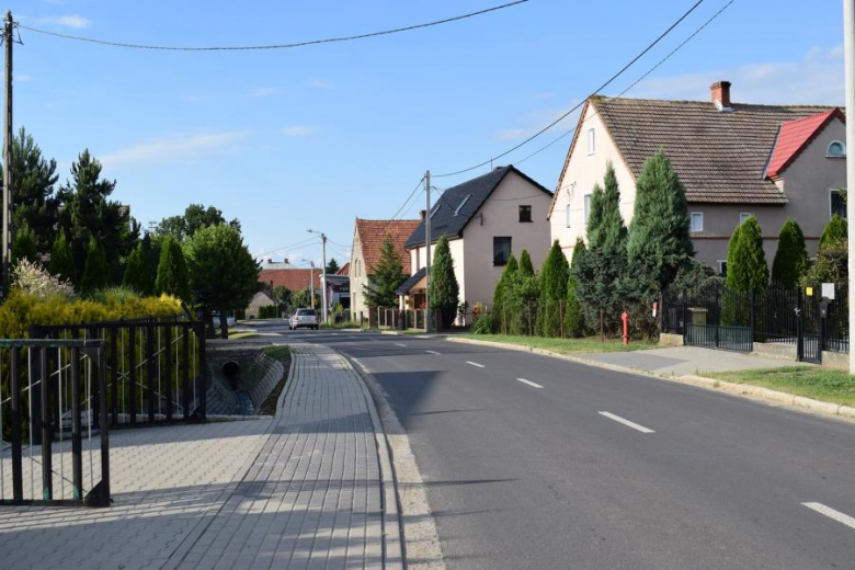 Chmielów w obiektywie - "Najpiękniejsza wieś w Gminie Kostomłoty"- miejsce III