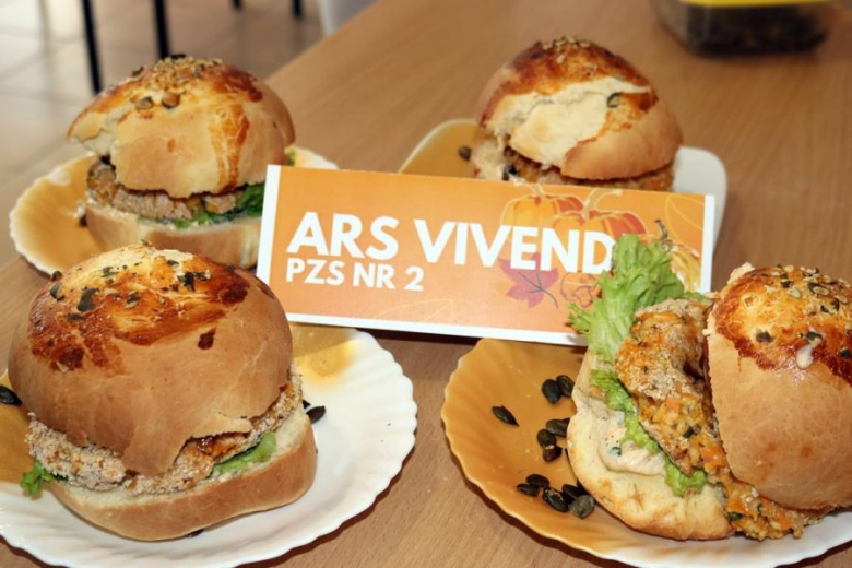 Pełen pysznych dań i emocji III kulinarny pojedynek