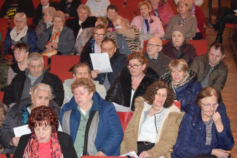 Dzień Kobiet w Gminnym Ośrodku Kultury w Kostomłotach