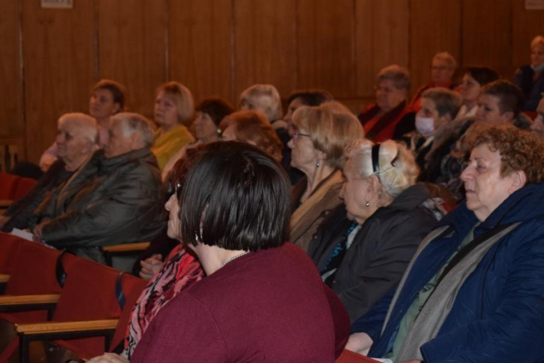 Dzień Kobiet w Gminnym Ośrodku Kultury w Kostomłotach