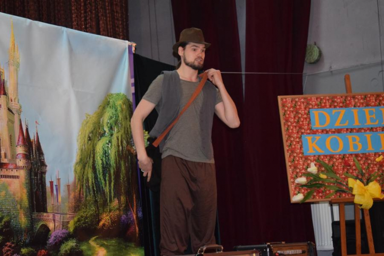 Dzień Kobiet w Gminnym Ośrodku Kultury w Kostomłotach