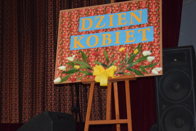 Dzień Kobiet w Gminnym Ośrodku Kultury w Kostomłotach