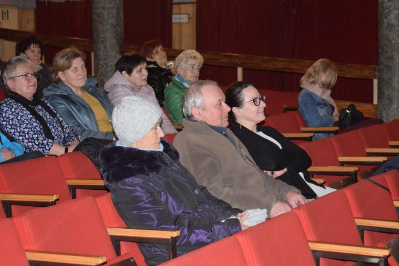 Dzień Kobiet w Gminnym Ośrodku Kultury w Kostomłotach