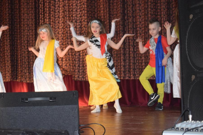 Dzień Kobiet w Gminnym Ośrodku Kultury w Kostomłotach